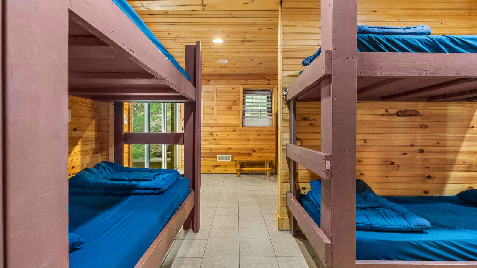 Bunk bedroom
