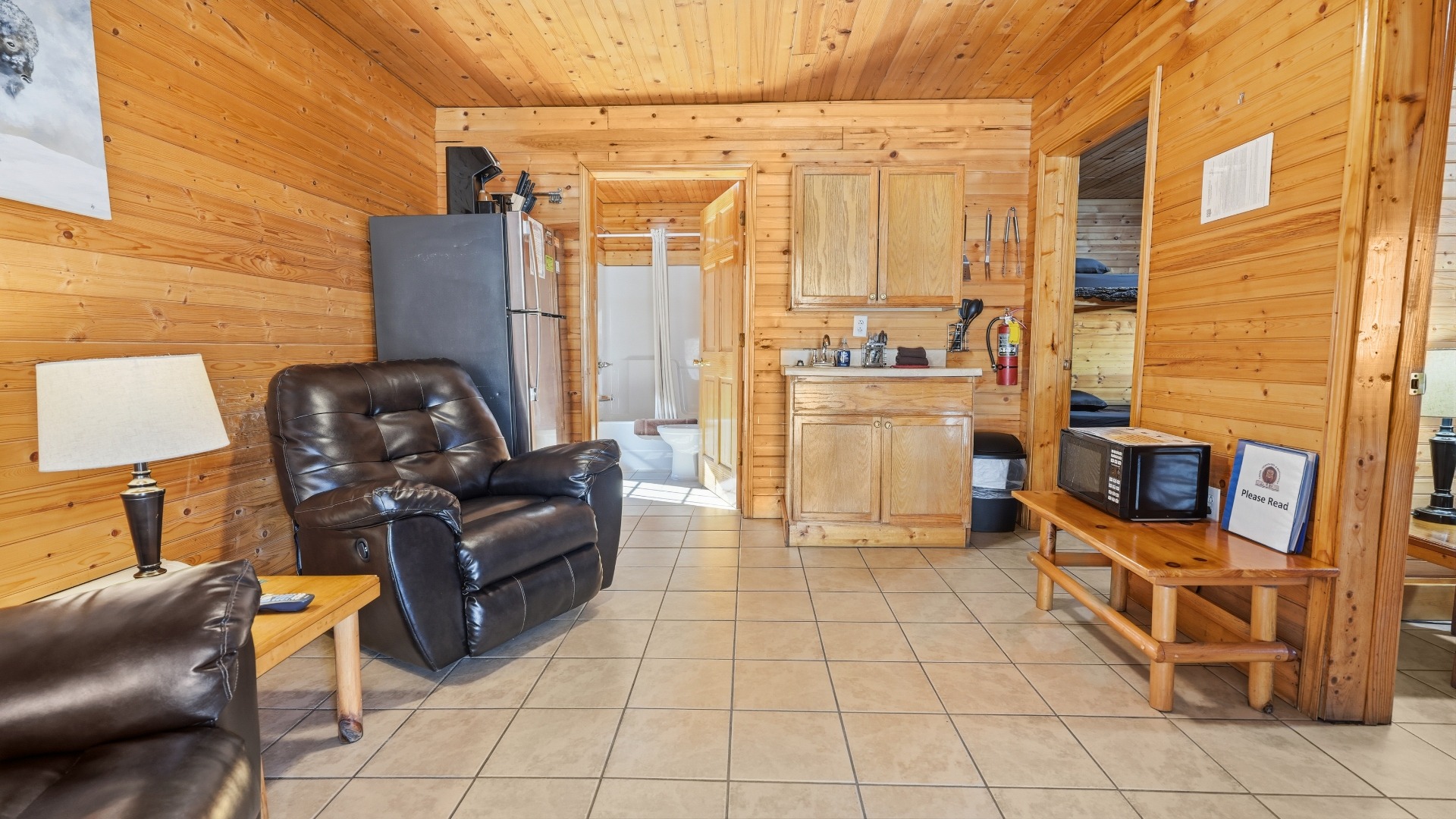 Cap's Cottage A living area