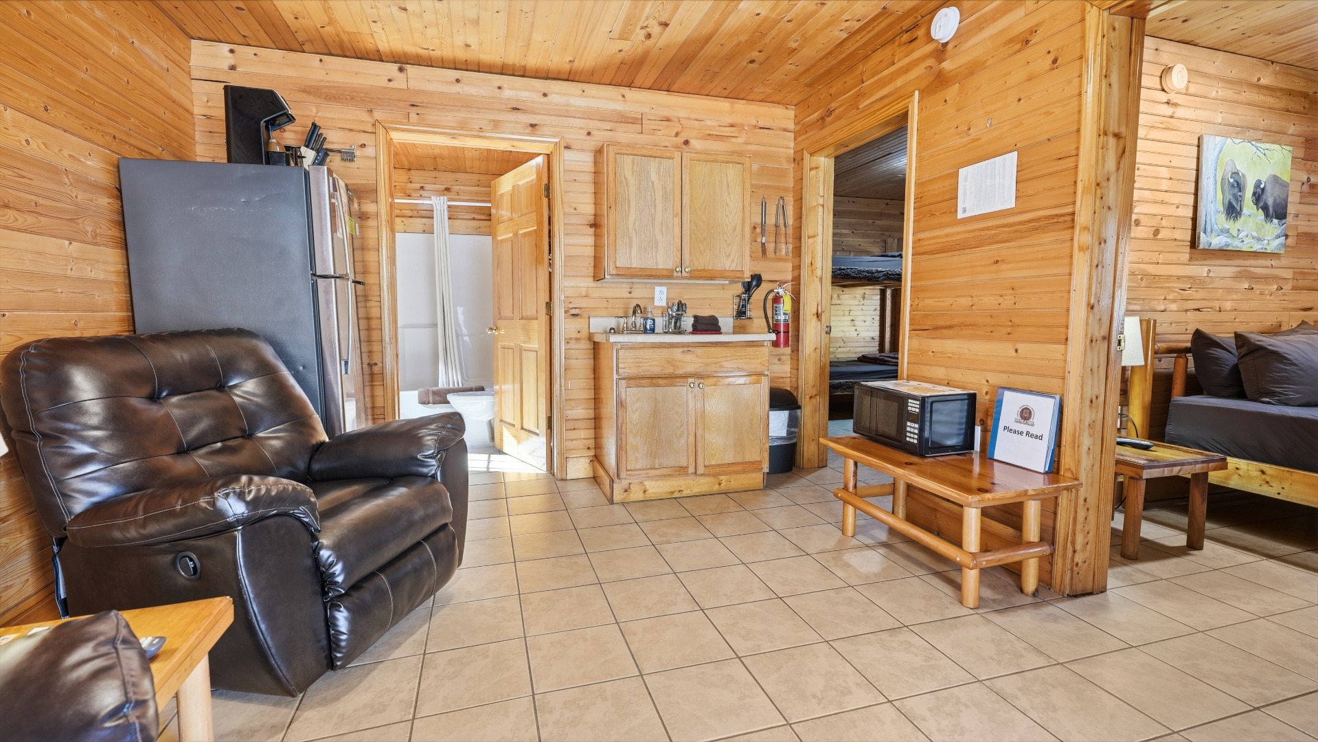 Cap's Cottage A interior