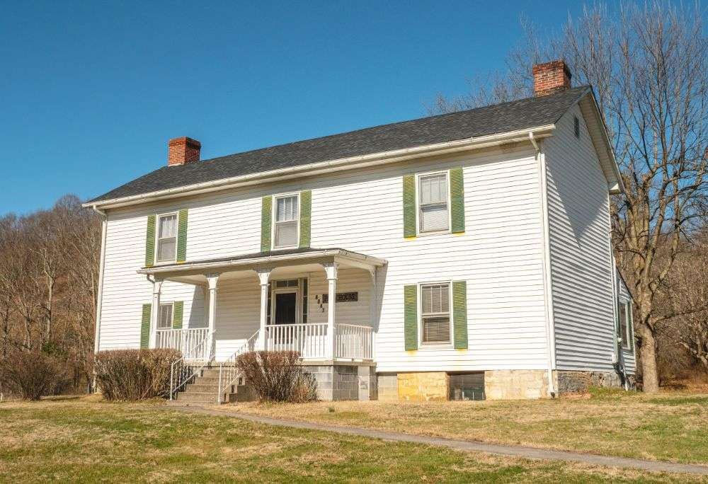 The Farmhouse at Buffalo Trail VA