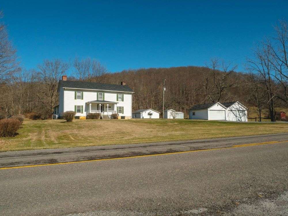 The Farmhouse and grounds on Abbs Valley Road