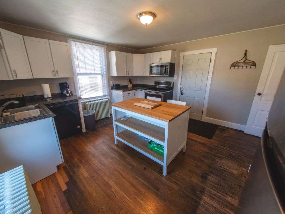 Kitchen with island