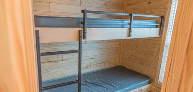 Bunk bed